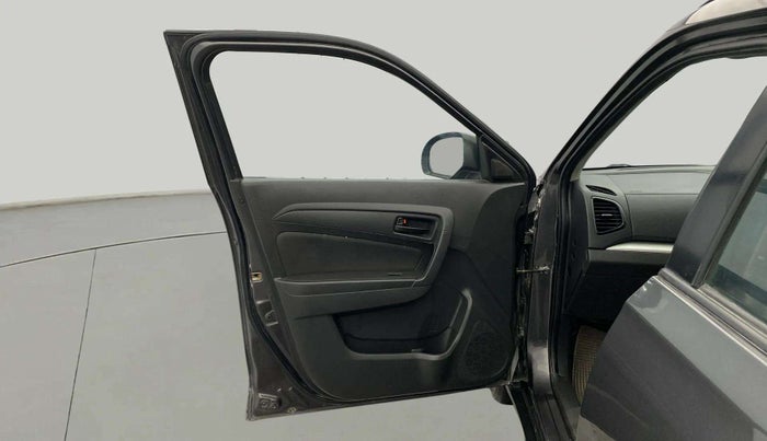 2017 Maruti Vitara Brezza VDI (O), Diesel, Manual, 51,454 km, LHS Front Door