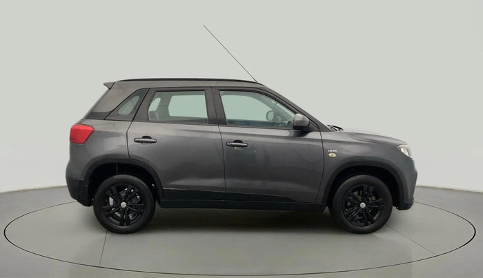 2017 Maruti Vitara Brezza VDI (O), Diesel, Manual, 51,454 km, Right Side View