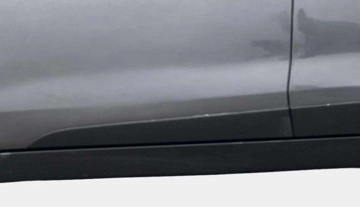 2017 Maruti Vitara Brezza VDI (O), Diesel, Manual, 51,454 km, Left running board - Slightly dented