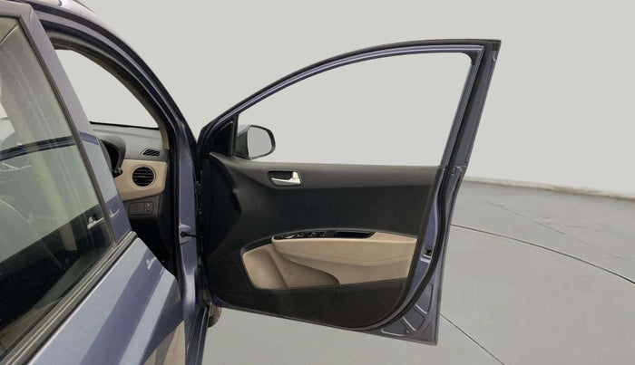 2017 Hyundai Grand i10 SPORTZ (O) 1.2 KAPPA VTVT, Petrol, Manual, 53,613 km, RHS Front Door