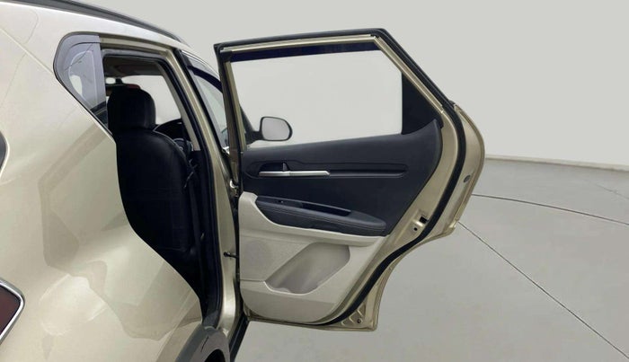 2021 KIA SONET HTX 1.0 IMT, Petrol, Manual, 43,749 km, RHS Rear Door