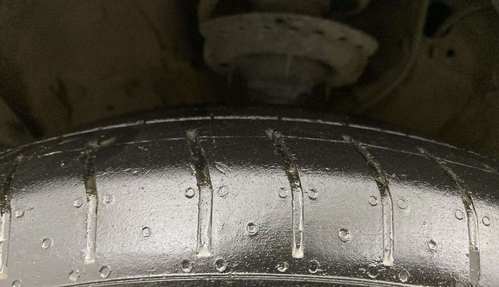 2017 Hyundai Creta SX PLUS AT 1.6 PETROL, Petrol, Automatic, 76,854 km, Left Front Tyre Tread