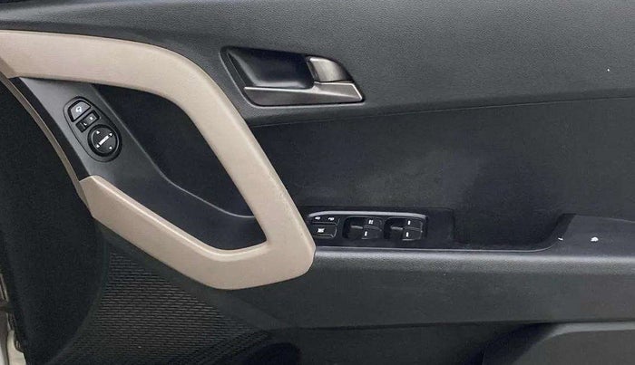 2017 Hyundai Creta SX PLUS AT 1.6 PETROL, Petrol, Automatic, 76,854 km, Driver Side Door Panels Control