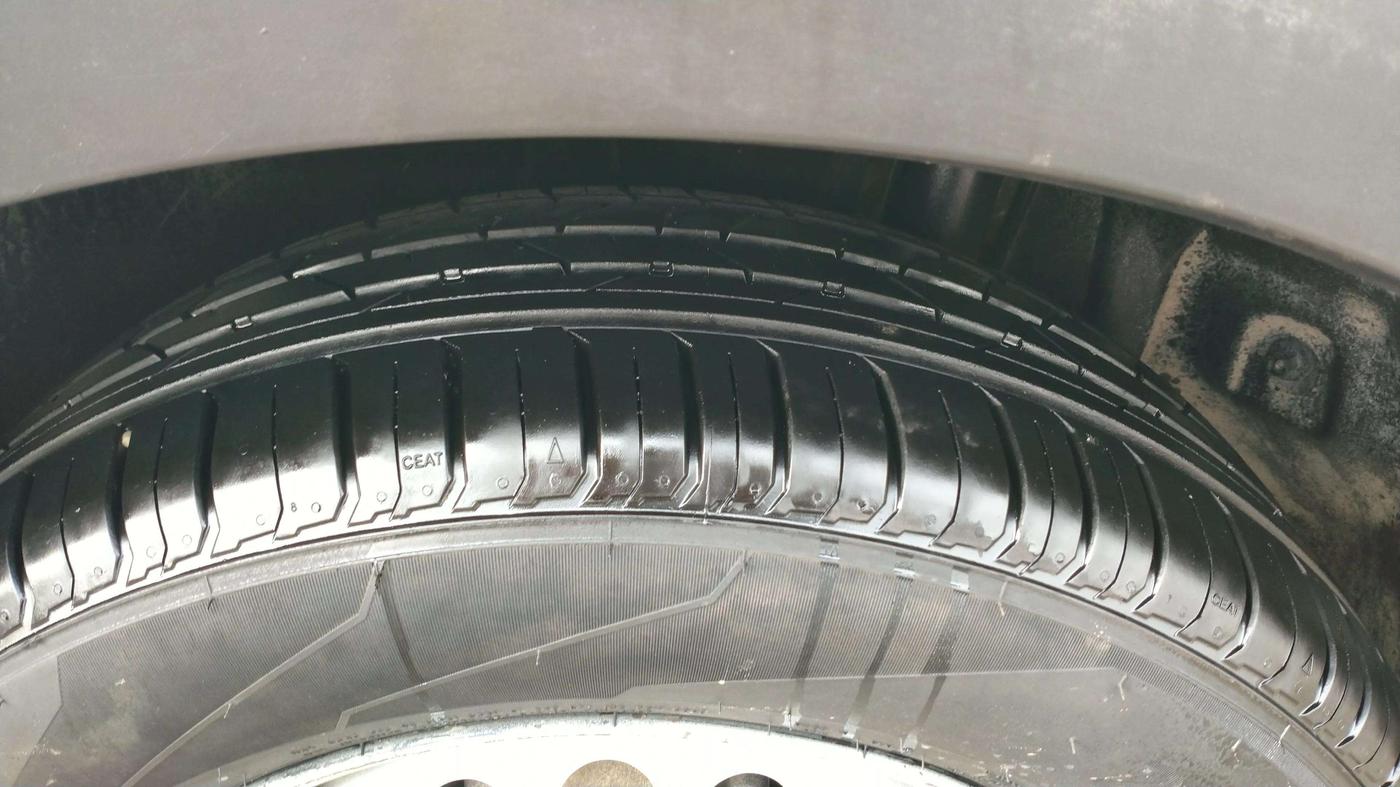 2018 Maruti S Cross SIGMA 1.3, Diesel, Manual, 44,345 km, Left Rear Tyre Tread