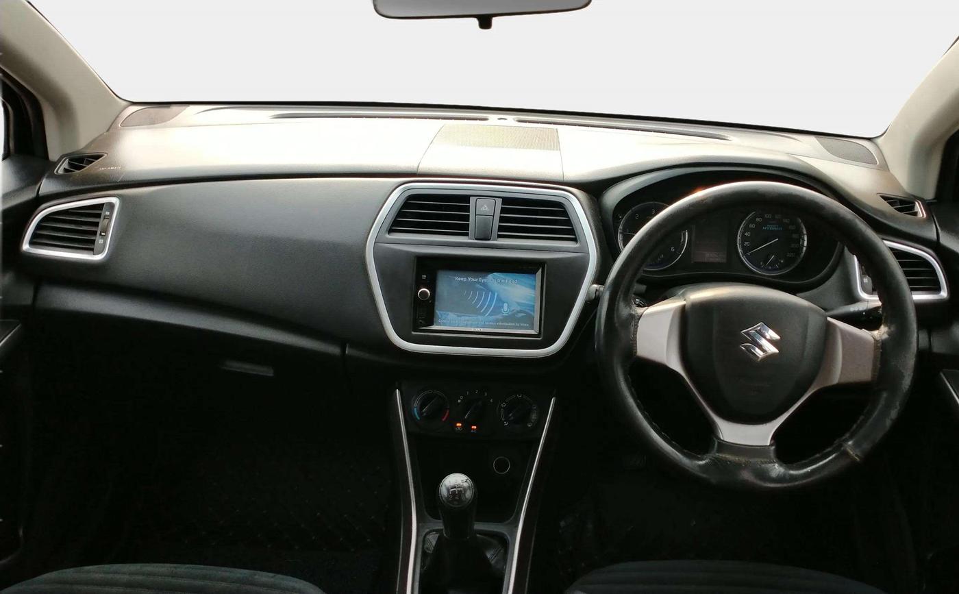 2018 Maruti S Cross SIGMA 1.3, Diesel, Manual, 44,345 km, Dashboard