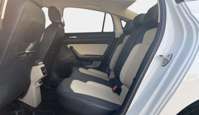 2022 Skoda SLAVIA STYLE 1.0L TSI MT, Petrol, Manual, 85,039 km, Right Side Rear Door Cabin