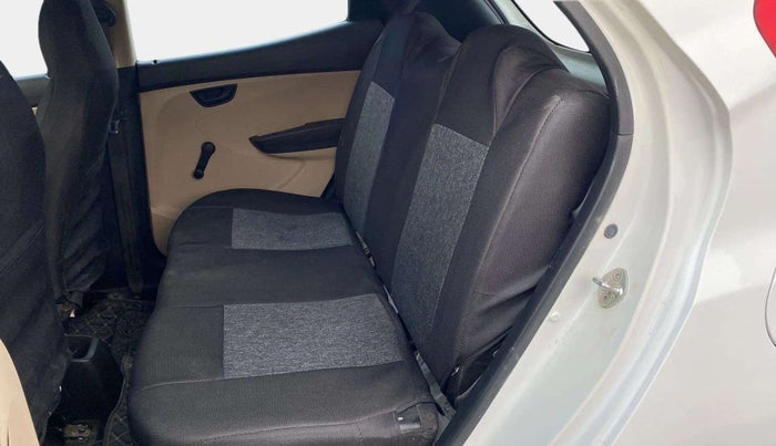 2015 Hyundai Eon ERA +, Petrol, Manual, 69,900 km, Right Side Rear Door Cabin