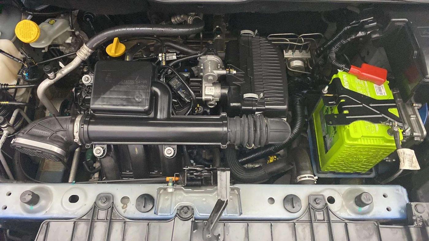 2022 Renault TRIBER RXZ AMT, Petrol, Automatic, 40,266 km, Open Bonet