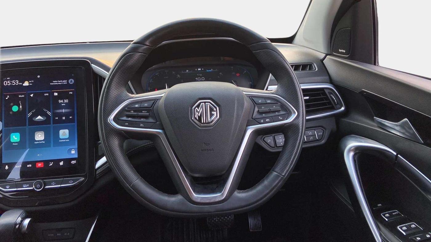 2020 MG HECTOR SHARP 1.5 DCT PETROL, Petrol, Automatic, 30,823 km, Steering Wheel Close Up