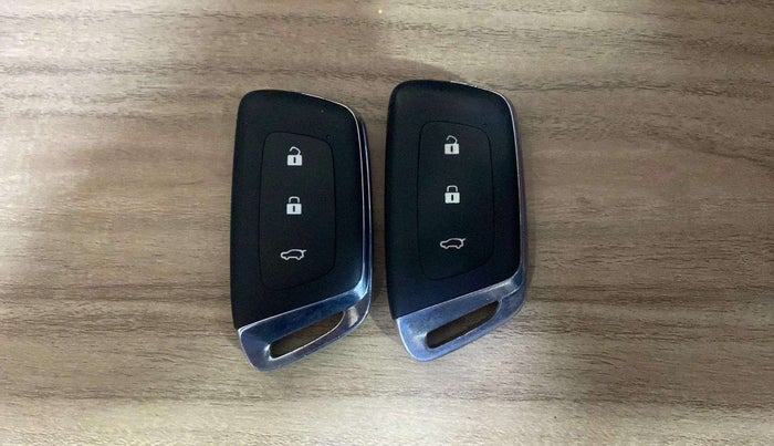 2020 MG HECTOR SHARP 1.5 DCT PETROL, Petrol, Automatic, 30,791 km, Key Close Up