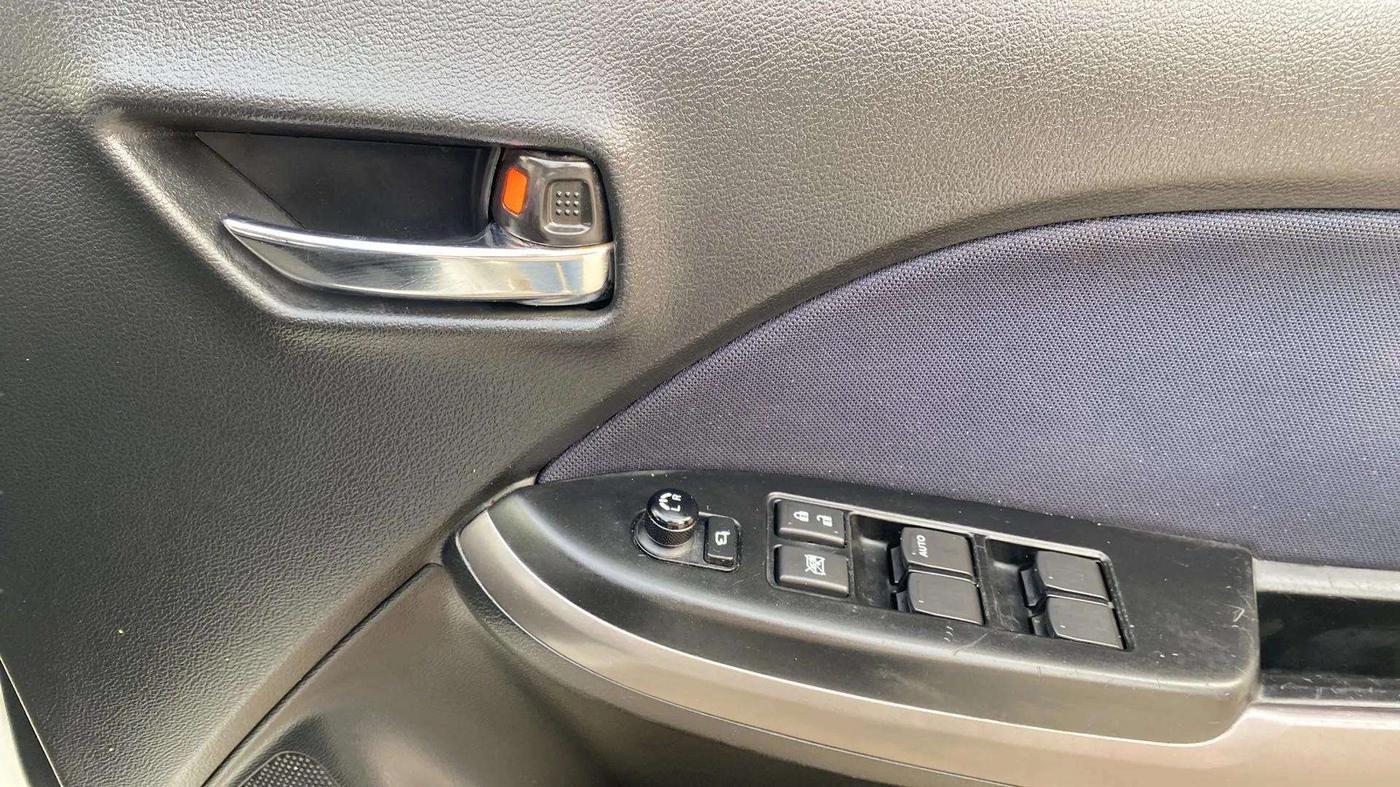 2020 Maruti Baleno ZETA PETROL 1.2, Petrol, Manual, 55,382 km, Driver Side Door Panels Control