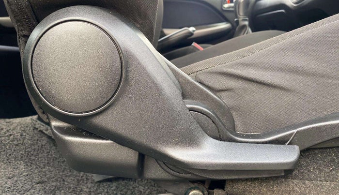 2020 Maruti Baleno ZETA PETROL 1.2, Petrol, Manual, 55,324 km, Driver Side Adjustment Panel