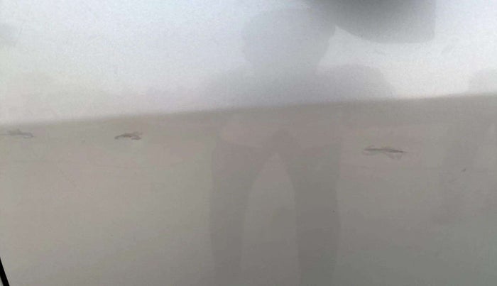 2015 Maruti Swift Dzire VXI, Petrol, Manual, 55,418 km, Front passenger door - Minor scratches