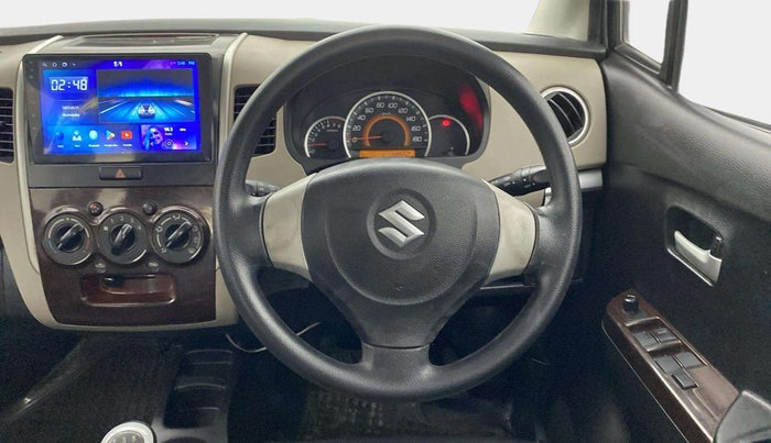2016 Maruti Wagon R 1.0 VXI, Petrol, Manual, 48,537 km, Steering Wheel Close Up