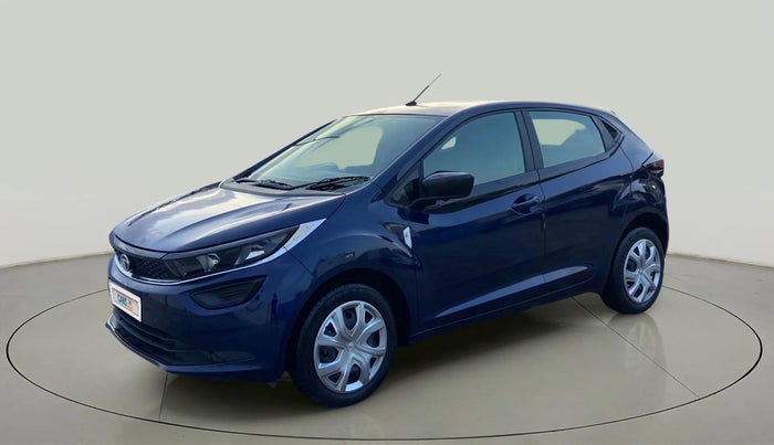 2023 Tata ALTROZ XM PLUS PETROL, Petrol, Manual, 11,290 km, Left Front Diagonal