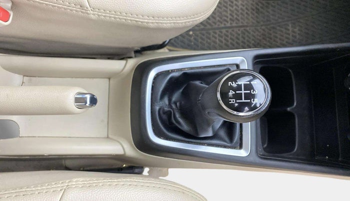2018 Maruti Dzire VXI, Petrol, Manual, 27,685 km, Gear Lever