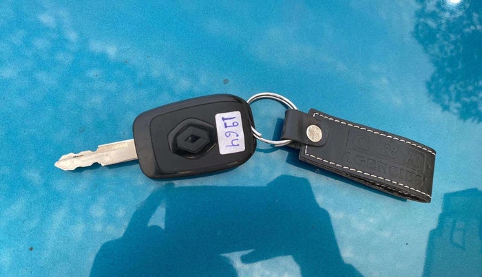2022 Renault Kwid RXL, Petrol, Manual, 80,394 km, Key Close Up