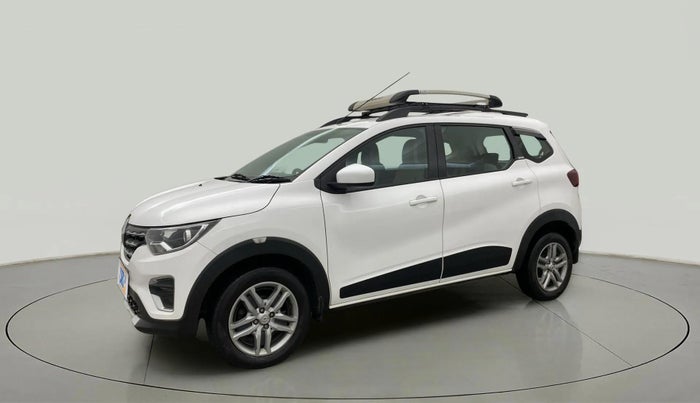 2019 Renault TRIBER RXZ, Petrol, Manual, 25,102 km, Left Front Diagonal