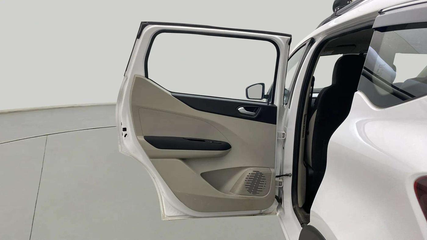 2019 Renault TRIBER RXZ, Petrol, Manual, 25,102 km, LHS Rear Door
