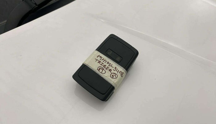 2019 Renault TRIBER RXZ, Petrol, Manual, 25,102 km, Key Close Up