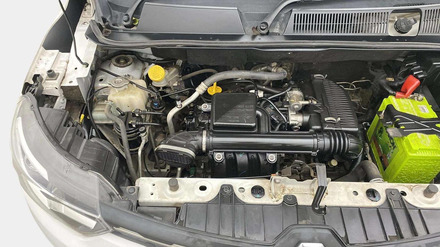 2019 Renault TRIBER RXZ, Petrol, Manual, 25,102 km, Engine View - Right