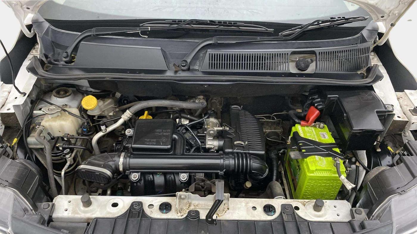 2019 Renault TRIBER RXZ, Petrol, Manual, 25,102 km, Engine View