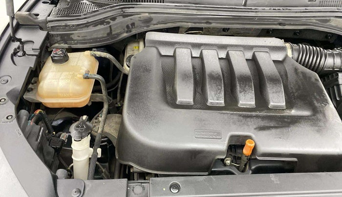 2022 Mahindra XUV700 AX 7 LUXURY P AT 7 STR, Petrol, Automatic, 65,848 km, Engine View - Right