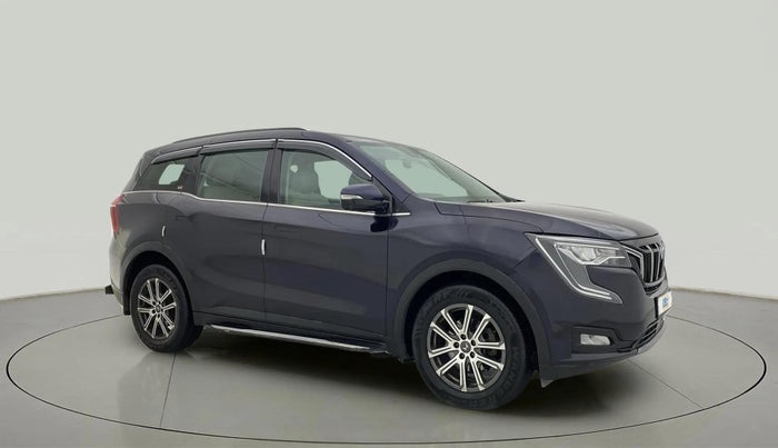 2022 Mahindra XUV700 AX 7 LUXURY P AT 7 STR, Petrol, Automatic, 65,848 km, Right Front Diagonal