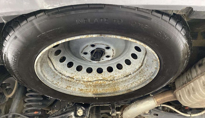 2022 Mahindra XUV700 AX 7 LUXURY P AT 7 STR, Petrol, Automatic, 65,848 km, Spare Tyre