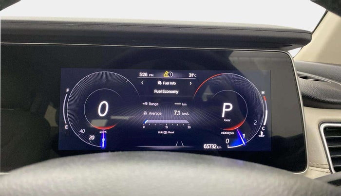 2022 Mahindra XUV700 AX 7 LUXURY P AT 7 STR, Petrol, Automatic, 65,848 km, Odometer Image