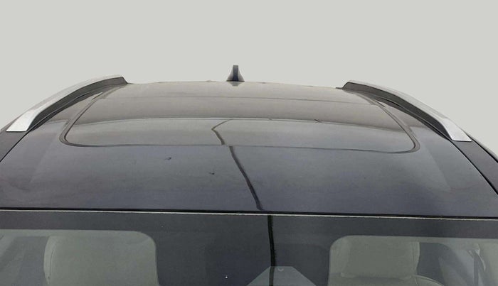 2022 Mahindra XUV700 AX 7 LUXURY P AT 7 STR, Petrol, Automatic, 65,848 km, Moonroof/ Sunroof