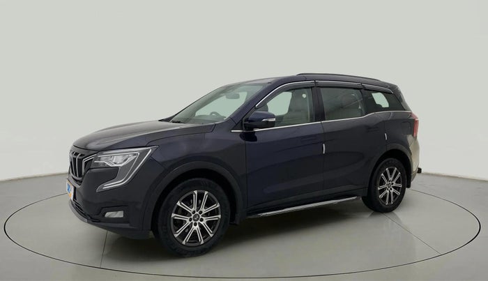 2022 Mahindra XUV700 AX 7 LUXURY P AT 7 STR, Petrol, Automatic, 65,848 km, Left Front Diagonal