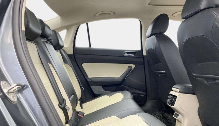 2022 Skoda SLAVIA STYLE 1.0L TSI MT, Petrol, Manual, 38,681 km, Right Side Rear Door Cabin