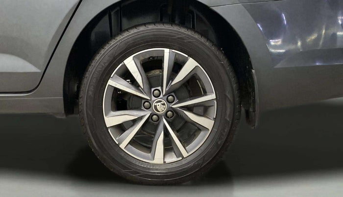 2022 Skoda SLAVIA STYLE 1.0L TSI MT, Petrol, Manual, 38,681 km, Left Rear Wheel