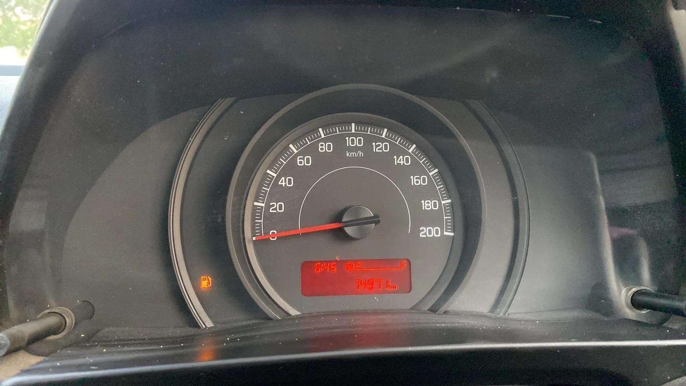 2018 Maruti Swift LXI, Petrol, Manual, 74,961 km, Odometer Image