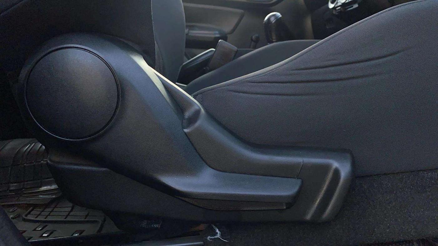 2018 Maruti Swift LXI, Petrol, Manual, 74,961 km, Driver Side Adjustment Panel