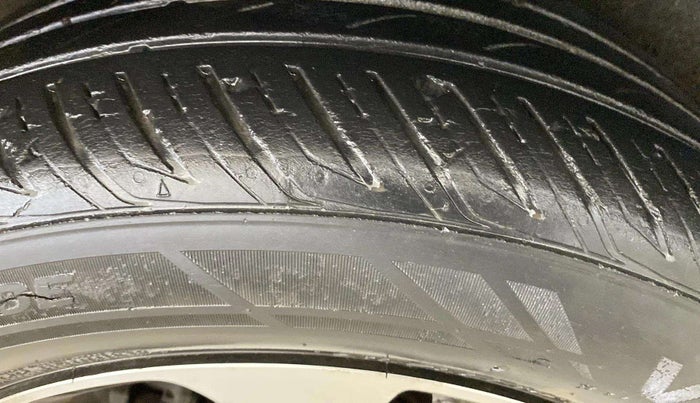 2019 Honda Civic 1.8L I-VTEC VX CVT, Petrol, Automatic, 39,626 km, Left Front Tyre Tread