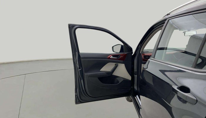 2021 Volkswagen TAIGUN GT 1.5 TSI MT, Petrol, Manual, 17,075 km, LHS Front Door