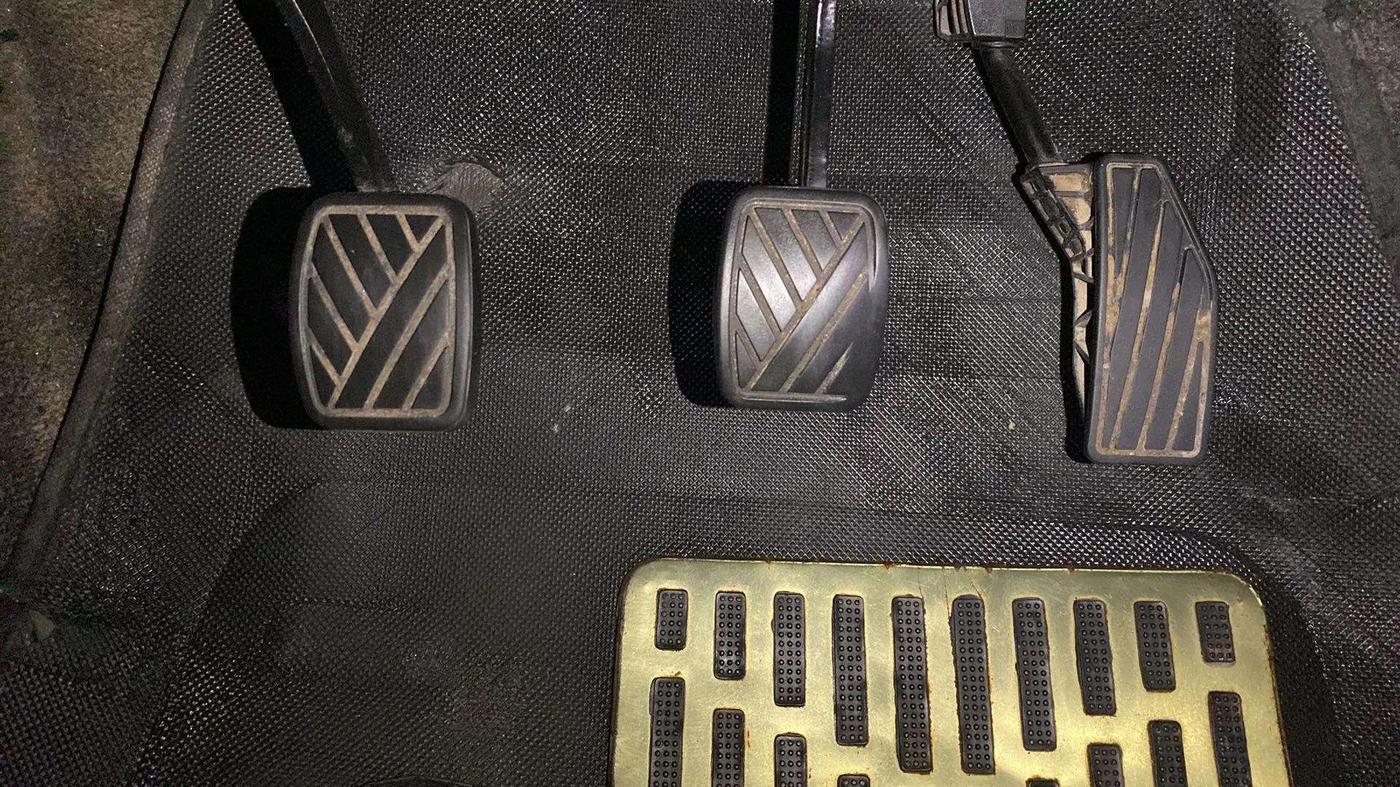 2021 Maruti Swift LXI, Petrol, Manual, 50,534 km, Pedals