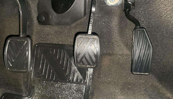 2022 Maruti New Wagon-R ZXI 1.2, Petrol, Manual, 24,116 km, Pedals