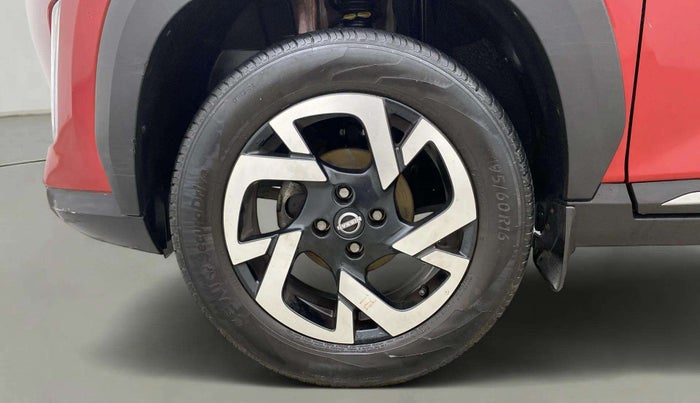 2022 Nissan MAGNITE XV DUAL TONE, Petrol, Manual, 15,063 km, Left Front Wheel