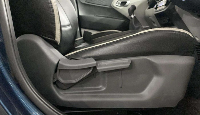 2021 Hyundai GRAND I10 NIOS SPORTZ 1.2 KAPPA VTVT, Petrol, Manual, 15,563 km, Driver Side Adjustment Panel