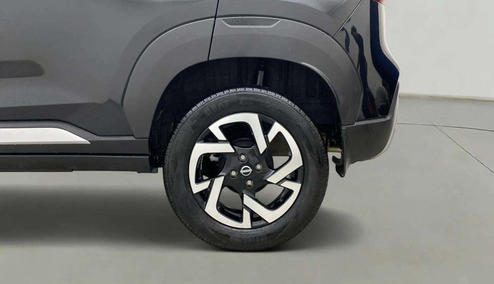 2024 Nissan MAGNITE XV AMT, Petrol, Automatic, 10,596 km, Left Rear Wheel