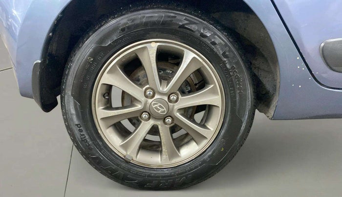 2015 Hyundai Grand i10 ASTA (O) 1.2 KAPPA VTVT, Petrol, Manual, 39,099 km, Right Rear Wheel