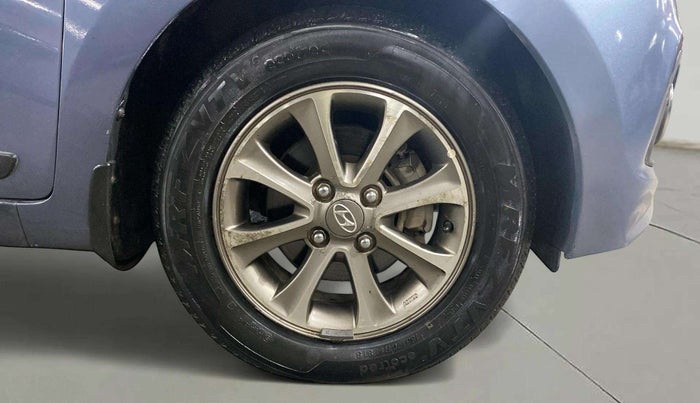 2015 Hyundai Grand i10 ASTA (O) 1.2 KAPPA VTVT, Petrol, Manual, 39,099 km, Right Front Wheel