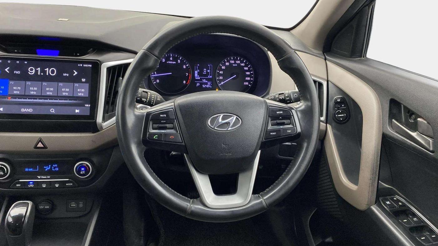2016 Hyundai Creta SX PLUS AT 1.6 PETROL, Petrol, Automatic, 92,579 km, Steering Wheel Close Up