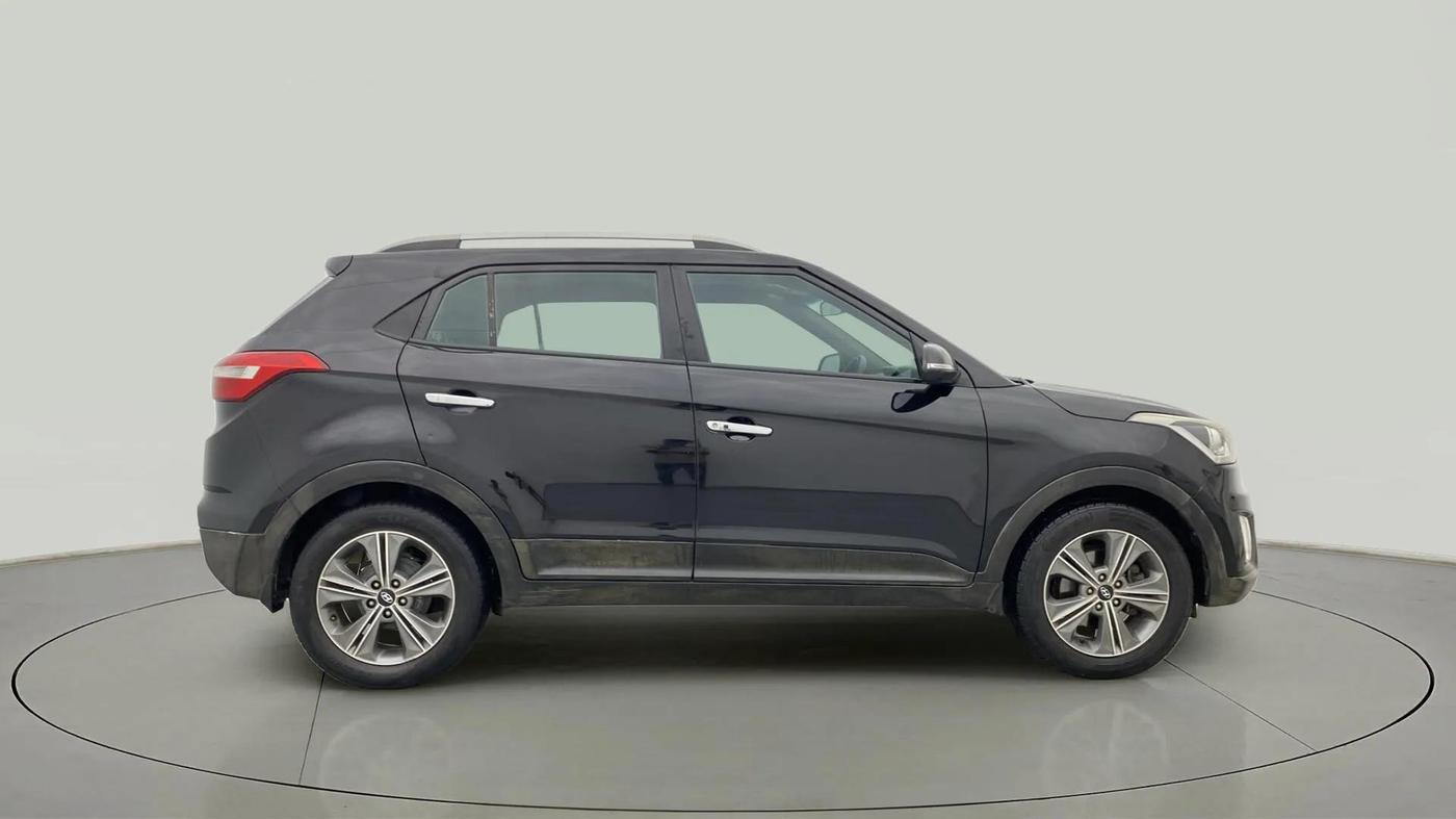 2016 Hyundai Creta SX PLUS AT 1.6 PETROL, Petrol, Automatic, 92,579 km, Right Side View
