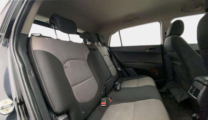 2016 Hyundai Creta SX PLUS AT 1.6 PETROL, Petrol, Automatic, 92,480 km, Right Side Rear Door Cabin