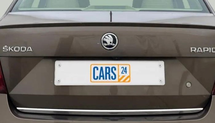 2021 Skoda Rapid STYLE TSI, Petrol, Manual, 34,919 km, Dicky (Boot door) - Minor scratches