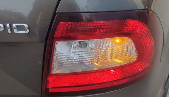 2021 Skoda Rapid STYLE TSI, Petrol, Manual, 34,919 km, Right tail light - Minor scratches